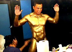 dirrtyfilthynasty:  Painting athletes’ bodies = dream job