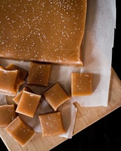 foodffs:  Bourbon Caramels and more  Really