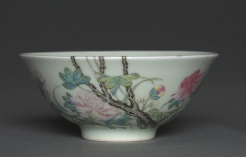 cma-chinese-art:Bowl with Bamboo, Tree Peony, and Swallow, 1723-1735, Cleveland Museum of Art: Chine