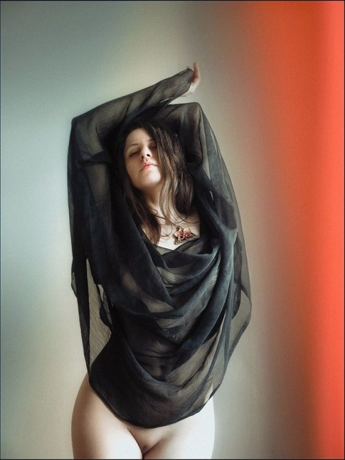 le-voleur-de-beaute: Model: Alyona Sobokar Photographer:  A. Babich
