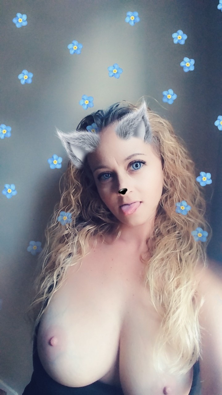 mypussy-420:  Show me some good hard cock pics!