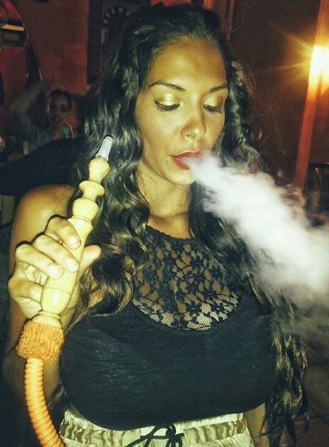 funbaggery:  I’d pay $$ just to see Ines inhale.