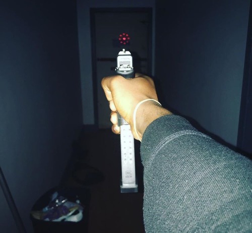 That beam cold. What kind of glock you got.
