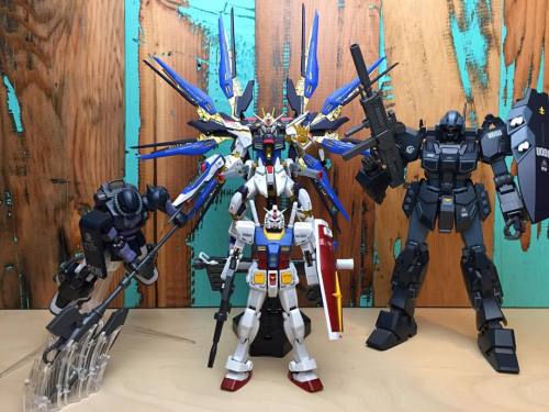 Finished a few kits in the last couple weeks. #gunpla #gundam