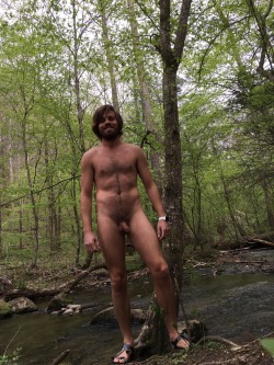 dontneedclothes:  Hiking nude is a great