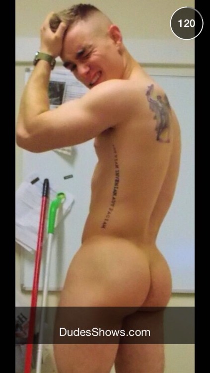 hot4dic2:  Hot4dic2.tumblr.com —— Follow me and I will check out your page. If I like what I see I will Follow you back!  Send me selfies and other hot pics to hot4dic2@gmail.com I’ll promote your page too if you send me your tumblr information!
