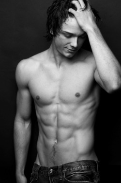 Pretty Male Models