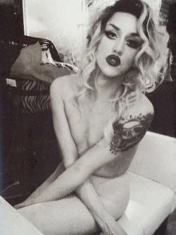 yourteenagewetdream:  Adore Delano 