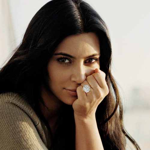 PHOTOGRAPHER: THEO WENNER CELEB: KIM KARDASHIAN – WEST STYLING: STEVIE DANCE HAIR: MARANDA MAKE UP: 