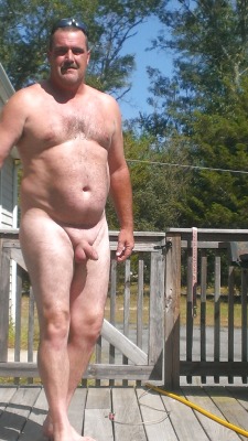 dadchaser63:  …a hot afternoon…and Dad is completely naked…