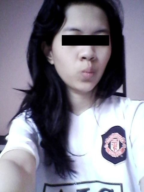 otakblue:  Suka selfie. Budak berani di sini: http://migg.in/budakberani