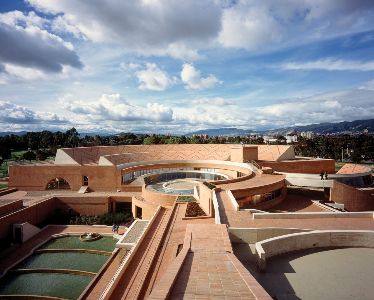 archatlas:  Rogelio Salmona: Bogotá’s Maestro of BrickColombian modernist Rogelio