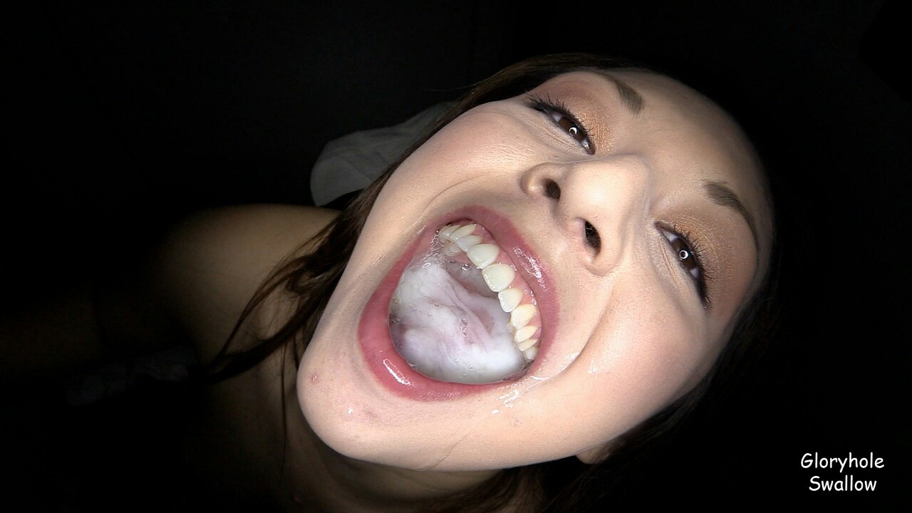 Gloryhole Girls Having Fun With Cocks