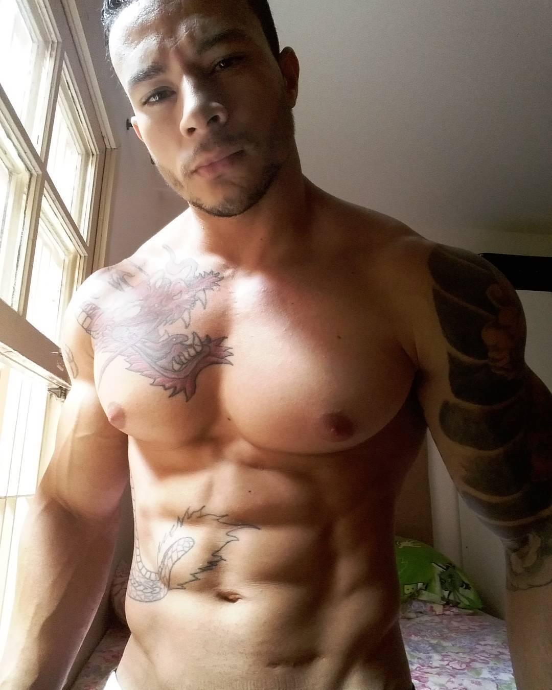 bigmalepecs:   Kell Ferreira (@kellferreiras)   