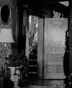 peachdiana:#you come into my house 