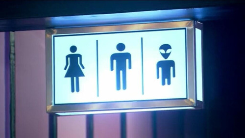 -I need to pee.-Men&rsquo;s restrooms are there-Where&rsquo;s the alien&rsquo;s