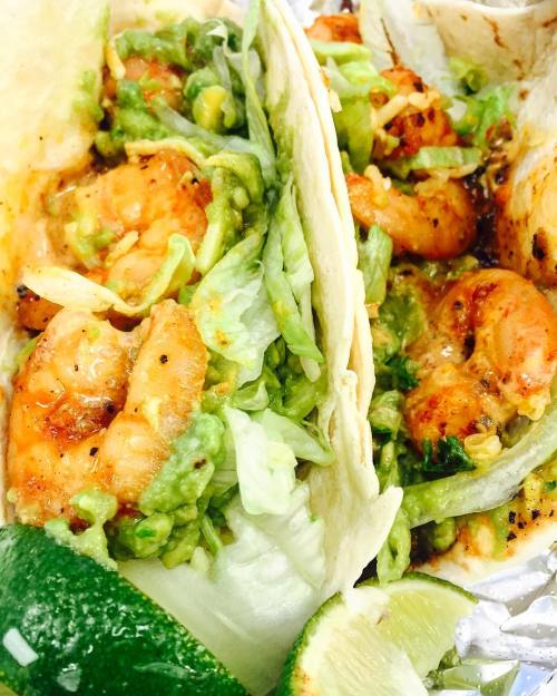 Today’s free… yes FREE!.. lunchtime tacos (with HEAPS of guac) from @chilango_uk. Free 