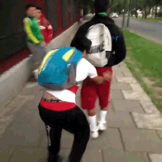 hellowhitebriefs:  shortd pantsed 