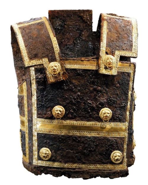 greatmilitarybattles:  The iron and gold cuirass of King Philip II of Macedon, father of Alexander t