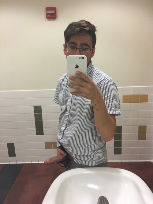 http://cumandforeskinlover.tumblr.com/