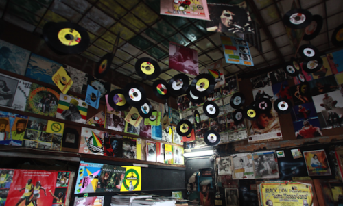 prescribedvinyl:  Dangling 45’s 