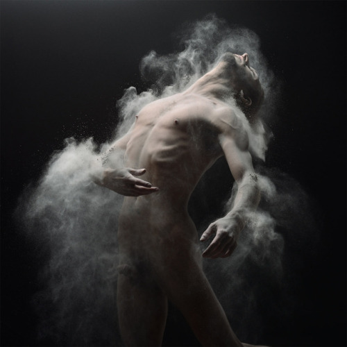 ofmiceandmenessay:Ph.  Ekaterina Zakharova  