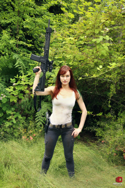 etherealrose-mdl:   &ldquo;We will not go quietly into the night! We will not vanish without a fight!  We’re going to live on! We’re going to survive!  Today we celebrate our Independence Day!&rdquo;© Weapon Outfitters [Fight on… ♥]  