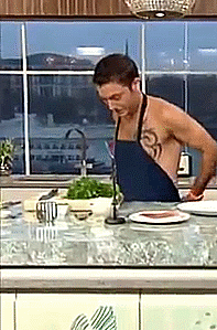 Gino D’Acampo cooks NAKED Live On This Morning