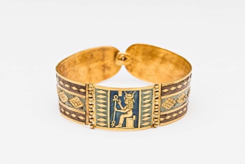 historyfilia: Bracelet with image of HathorNubian, gold250–100 B.CBoston Museum of Fine Arts