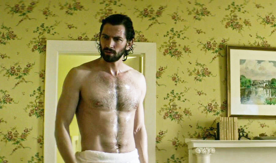 hotgaycelebs:  Michiel Huisman Shirtless and Sexy
