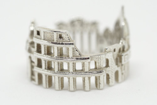 culturenlifestyle:Elegant Cityscape Rings by Ola Shekhtman Jewelry designer Ola Shekhtman (previously featured here) began her professional career as a goldsmith student in St. Petersburg, Russia. Shekhtman’s exceptional talent allows her to hand make