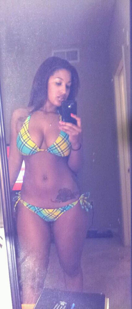 shes-freaky:  Thick Redbone - Video #ShesFreaky 
