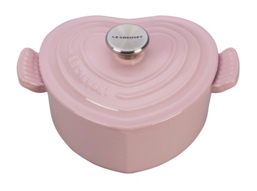 tomfordvelvetorchid:Le Creuset Valentine’s Day collection