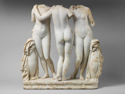 komeotobo:  Marble Statue Group of the Three