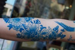 psychic-sister:  martinekenblog:  Blue tattoo