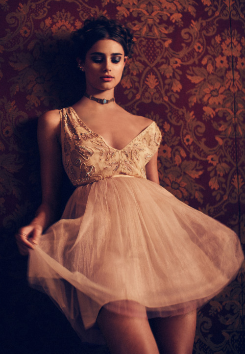 beautifullyconstructed:  bc / Taylor Marie Hill
