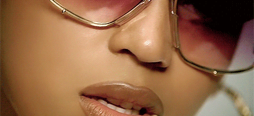 classicbeyonce:HAPPY B’DAY QUEEN!