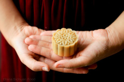 sweetoothgirl:    Chinese Moon Cake