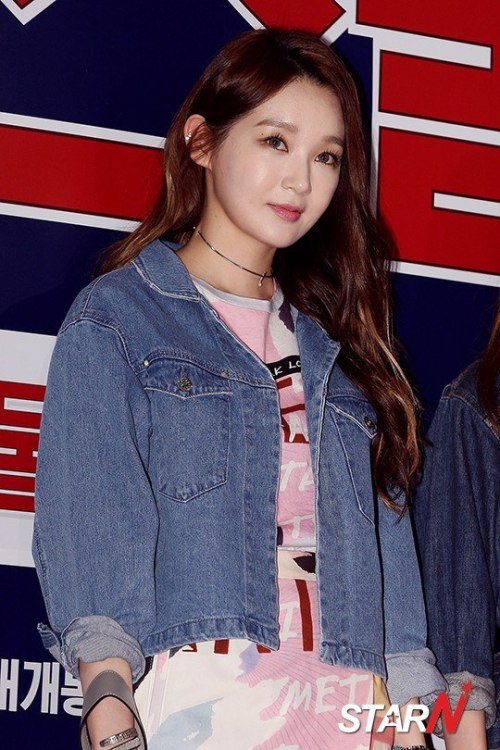 Kang Min Kyung (Davichi) - Twenty Movie VIP Premiere Pics