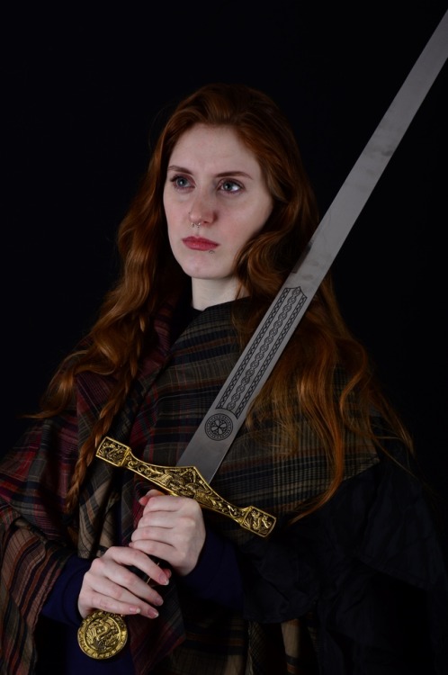 fae-sidhe:Channelling Boudicca Model: @fae-sidhePhotographer: Steven Wride 