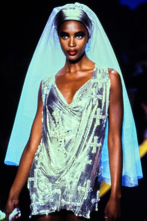 Naomi Campbell - Atelier Versace - Fall 1997