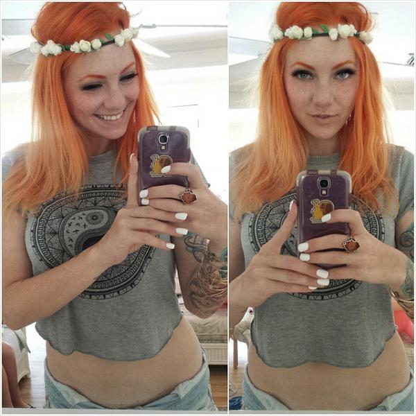 SFW... Please do not reblog on porn sites!