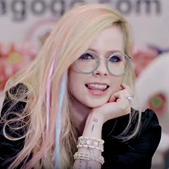 can you like this post if save/use? please…© unitedforavril