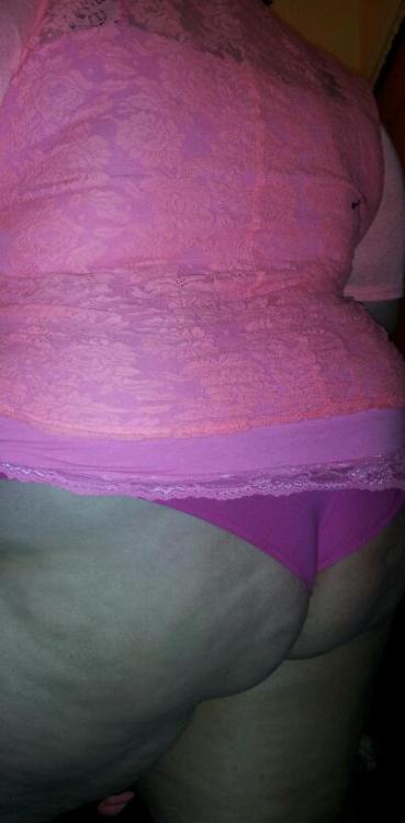 biggirlsrockmyworld: sweetandchubby:  There’s no such thing as too much pink.  Absolutely gorgeous!!