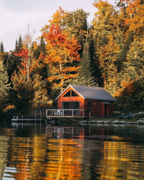 utwo:Lake Cabin - Wolcott, Vermont© Levi