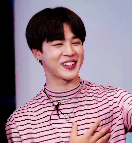 jiminboi:cute-ing his way through the interview 