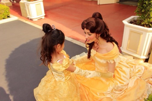 Belle got to meet the sweetest little girl :)