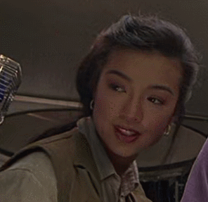Ming-Na Wen as Chun-Li in her reporter form in Street Fighter (1994).