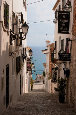 Allthingseurope: Altea, Spain (By Swizzled)   🇪🇦❤️