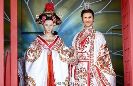 The first and only empress of China and his/her husband~Thorki version~